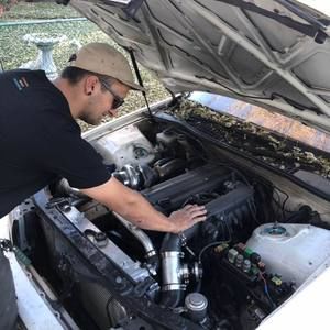 Meet your Posher, Christian